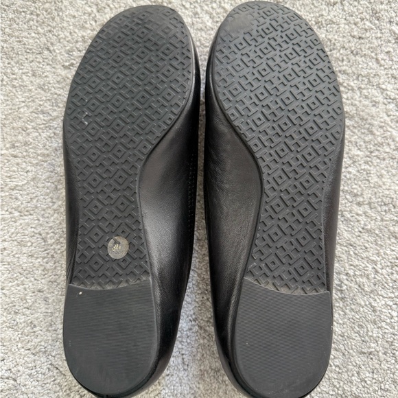 Size 8 Tory Burch Black Reva Ballet Flats - Picture 4 of 6
